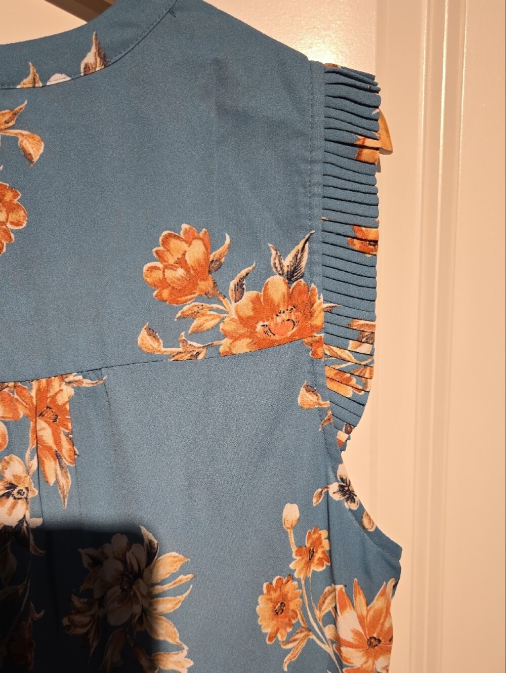 Daniel Rainn Blue & Orange Floral Sleeveless V-Notch Camisole - Picture 5 of 5